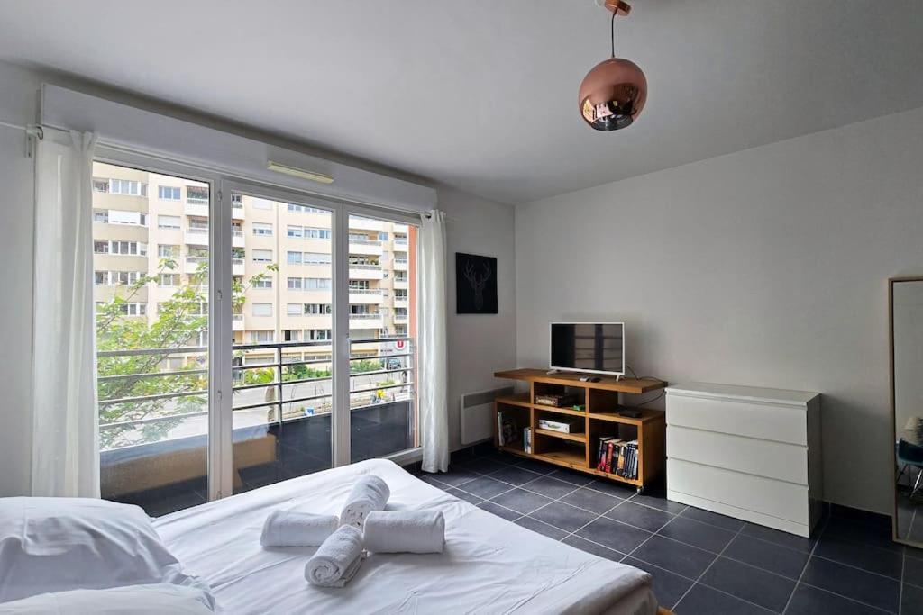 Bnbgones - Le Cosy Saint Louis - Metro Jean Mace Et Saxe Gambetta Lyon Exterior photo
