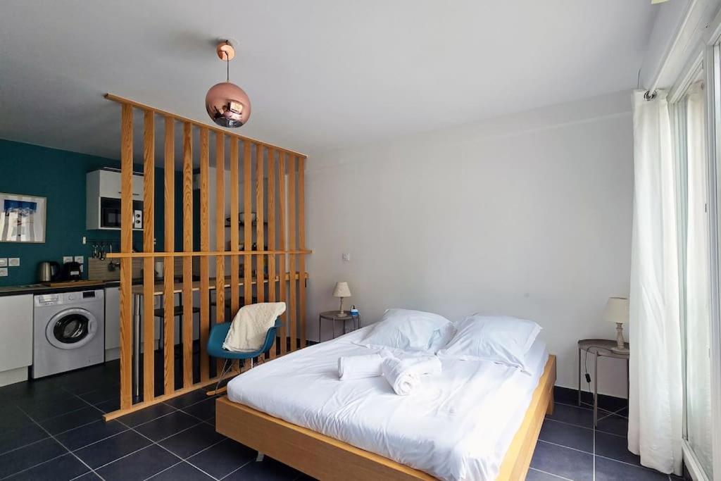 Bnbgones - Le Cosy Saint Louis - Metro Jean Mace Et Saxe Gambetta Lyon Exterior photo